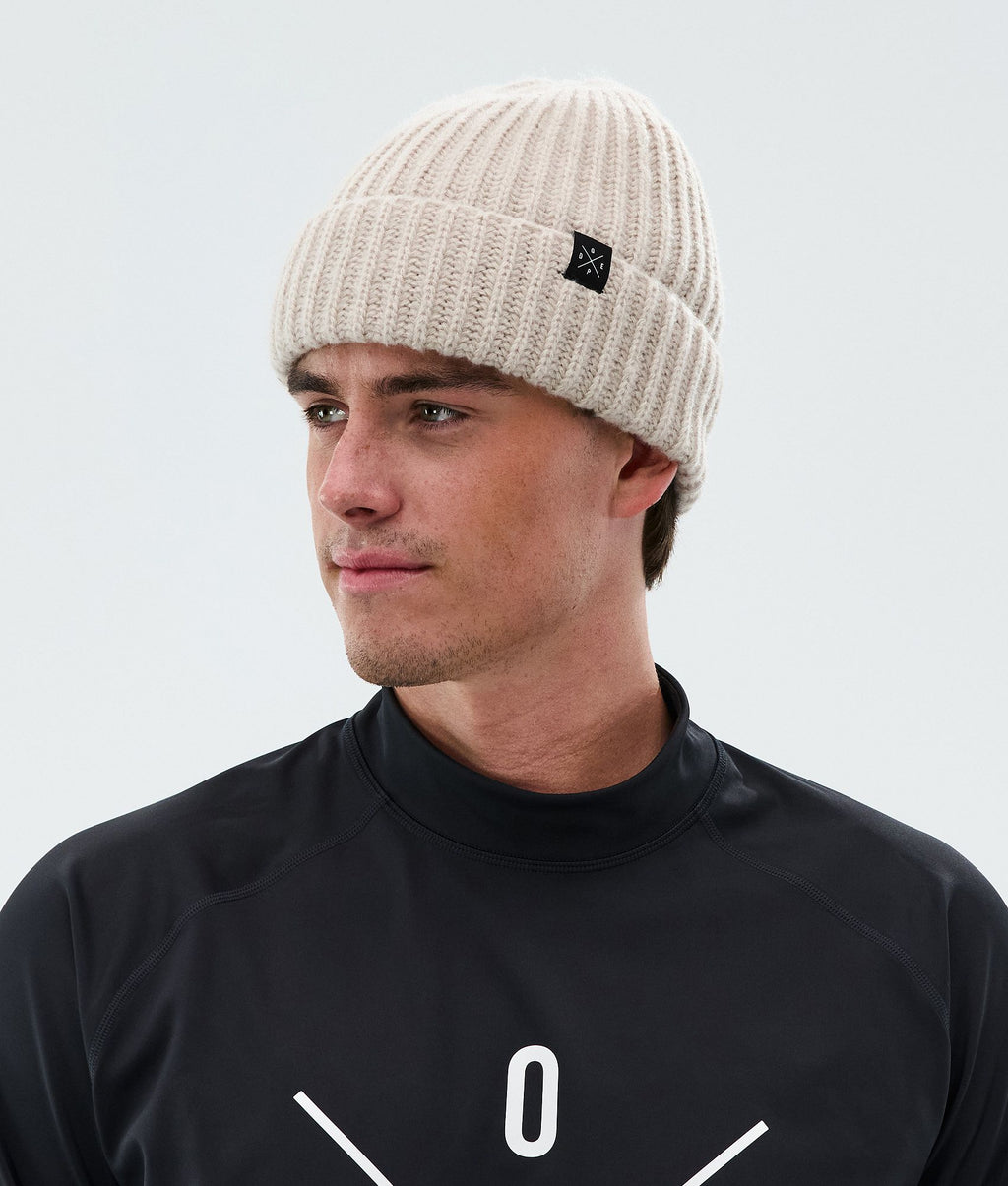 Beanie Sand